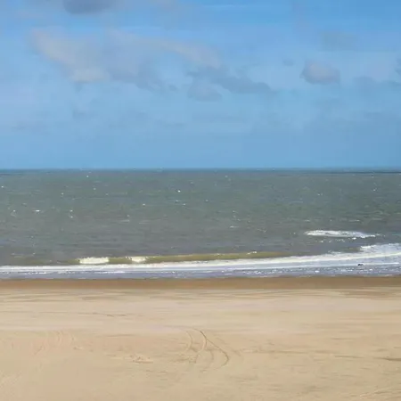 Beachside Break In *