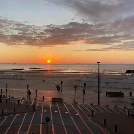 Beachside Break In Apartament *
